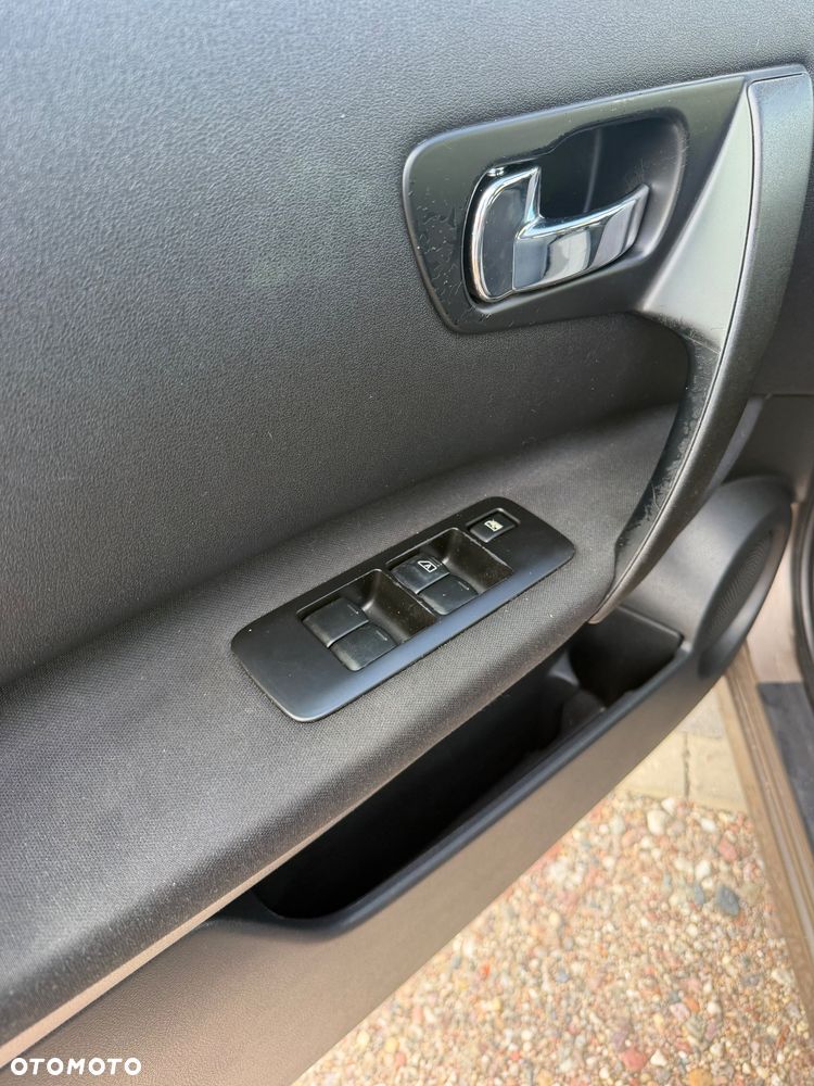 Nissan Qashqai 1.6 Tekna - 10
