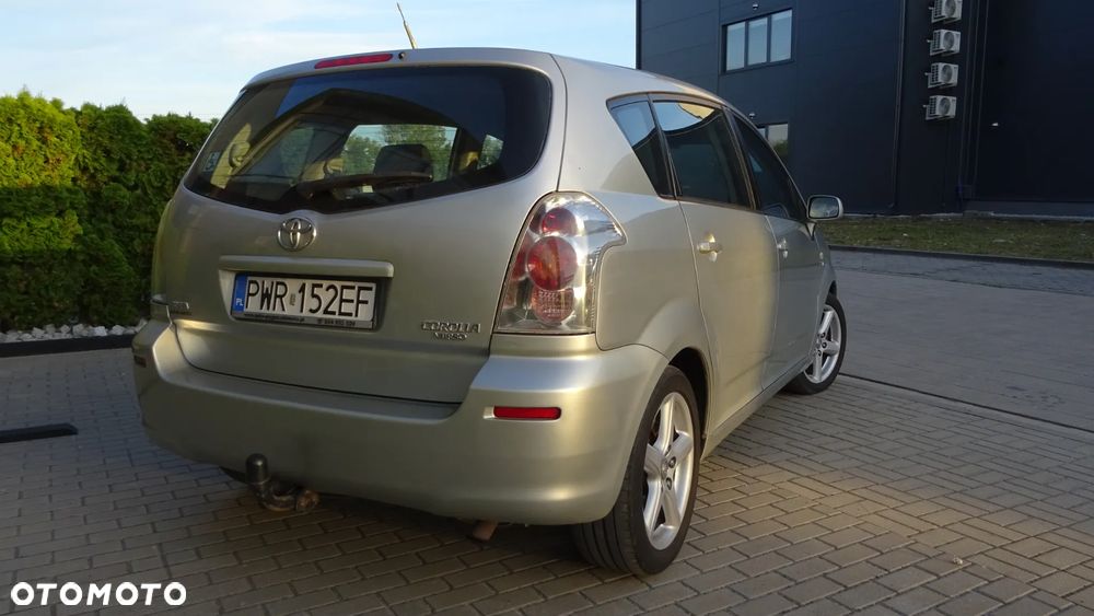 Toyota Corolla Verso 1.8 Sol 7os - 9