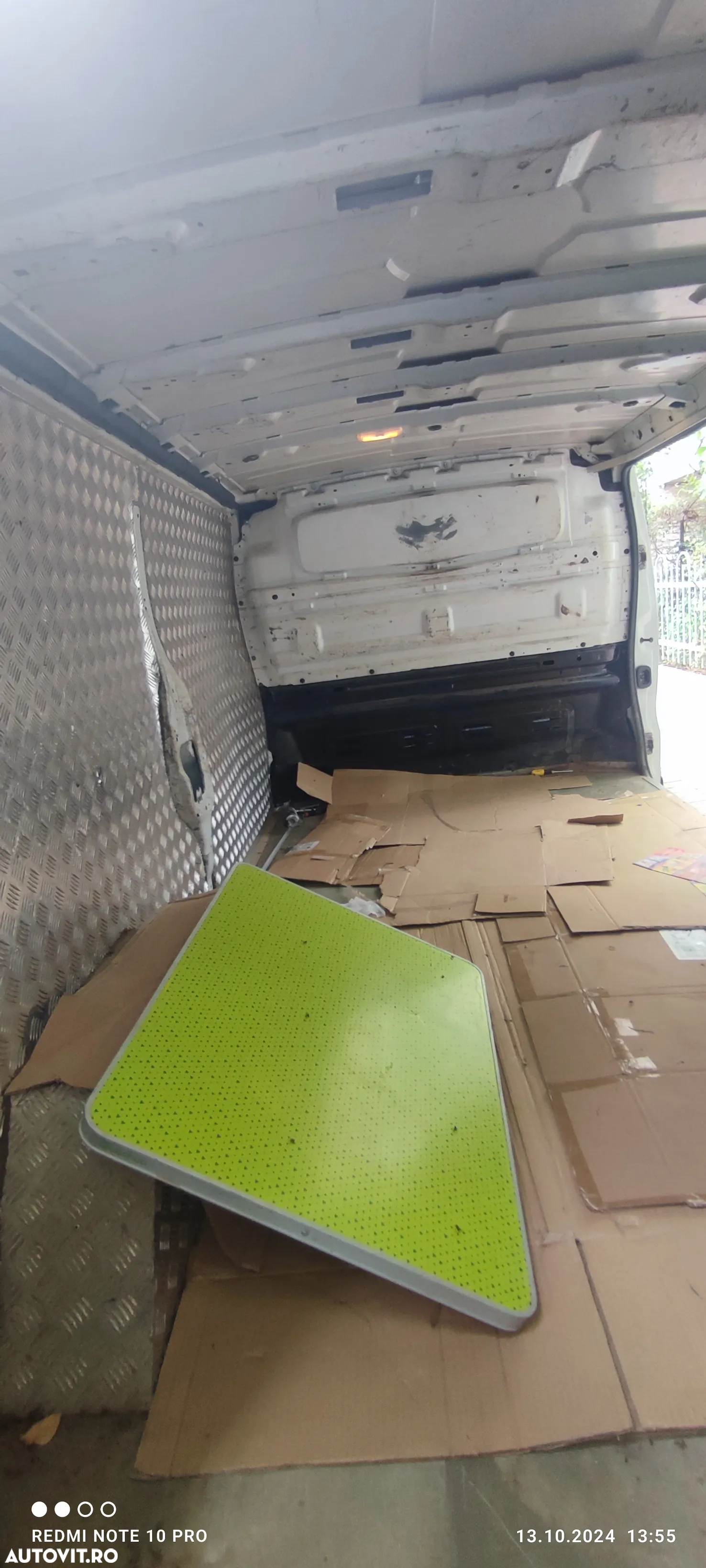 Renault Trafic - 6