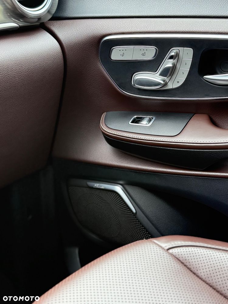 Mercedes-Benz Klasa V 250 d 4-Matic 7G-Tronic (d³ugi) - 28