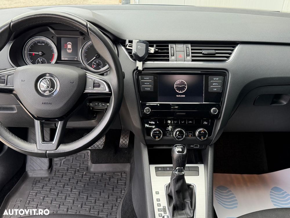 Skoda Octavia 2.0 TDI DSG Ambition - 11