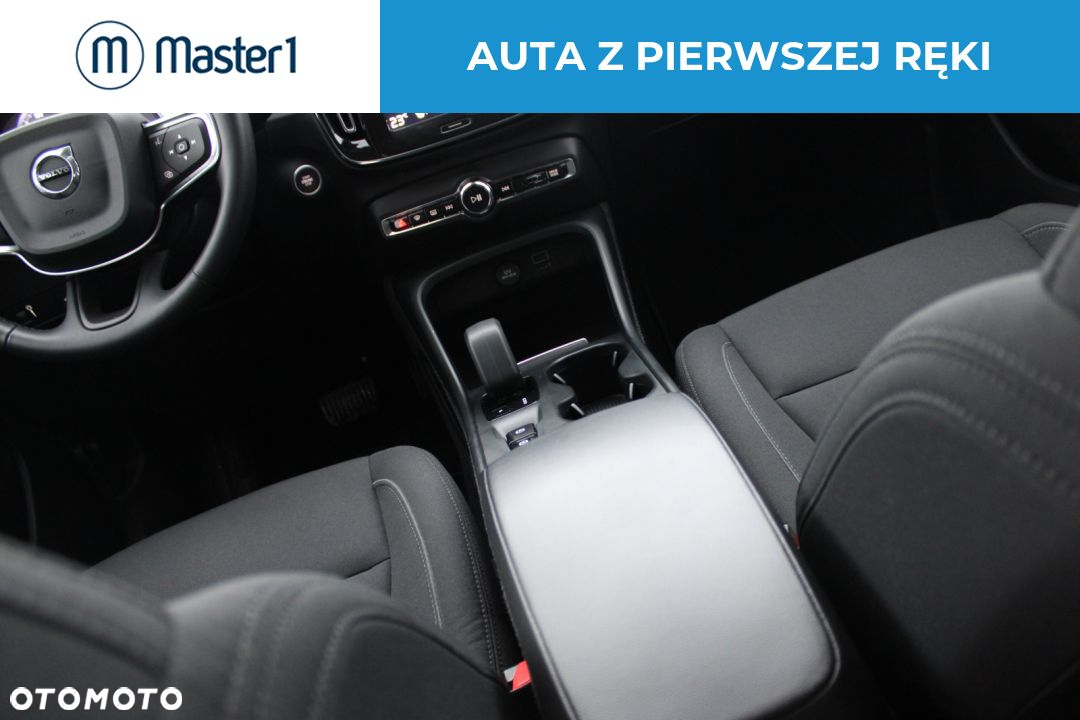 Volvo XC 40 T3 Momentum Pro - 14