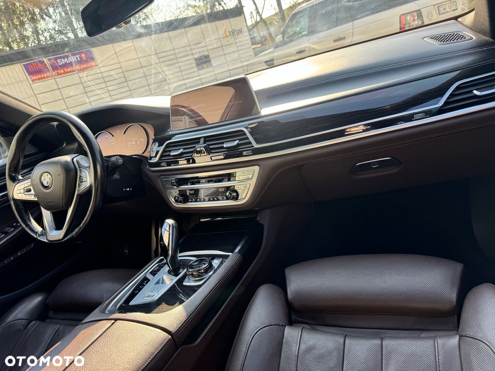 BMW Seria 7 730d - 17