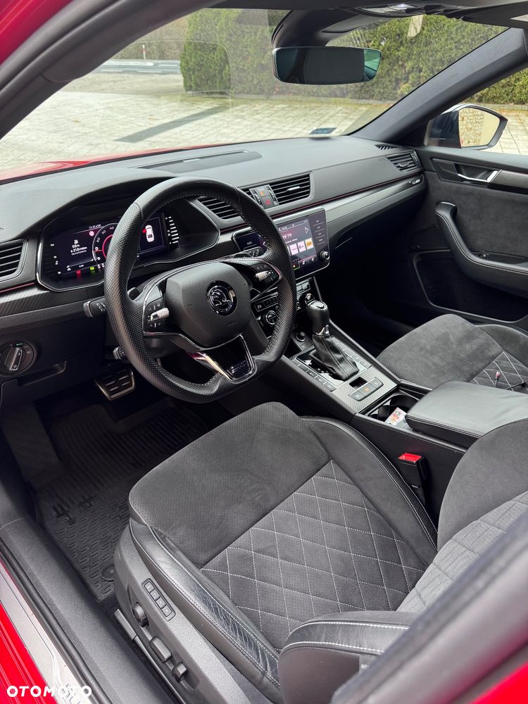 Skoda Superb 2.0 TDI SCR 4x4 Sportline DSG - 10