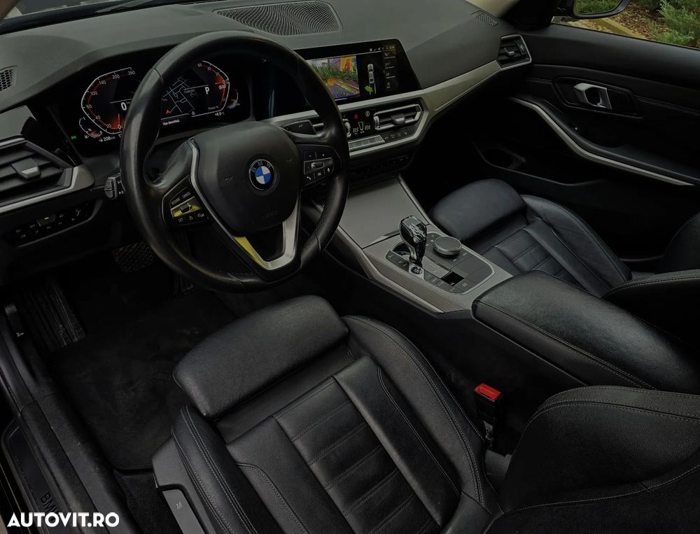 BMW Seria 3 320i AT - 13