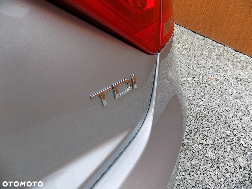 Audi A5 Cabrio 2.0 TDI S tronic sport - 28