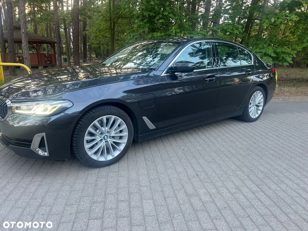 BMW Seria 5 530e iPerformance GPF Luxury Line - 2