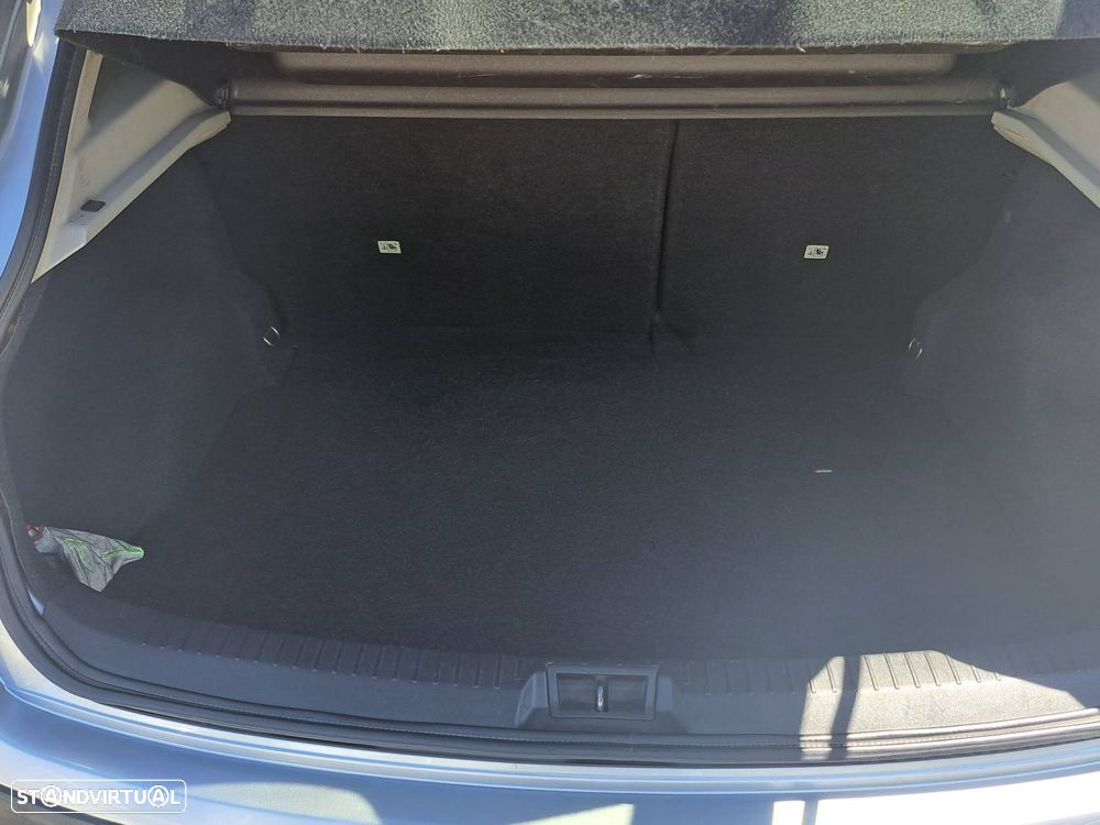 Nissan Qashqai 2.0 dCi 4 x 4 DPF Aut tekna - 43