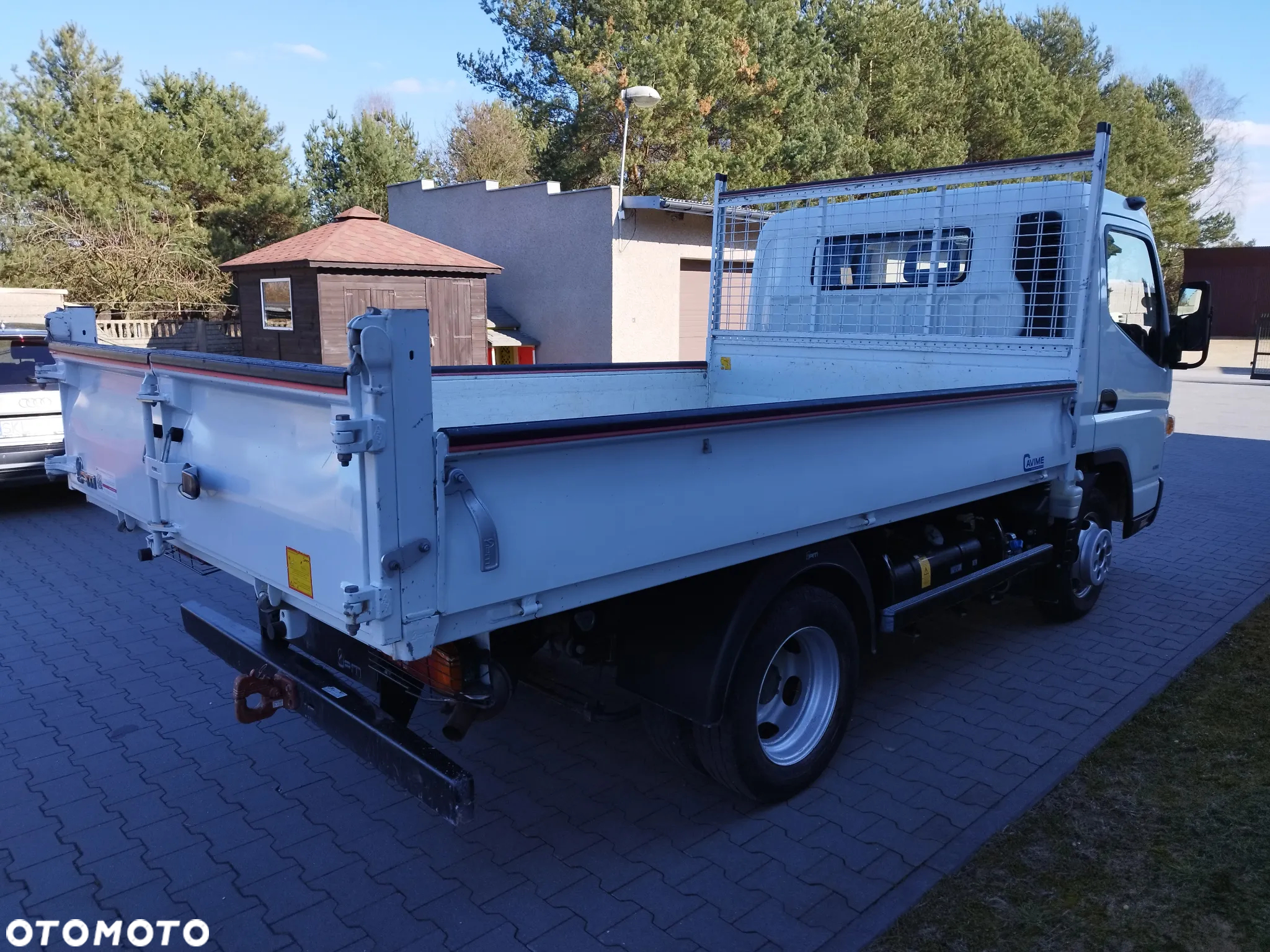 Mitsubishi Fuso Canter - 17