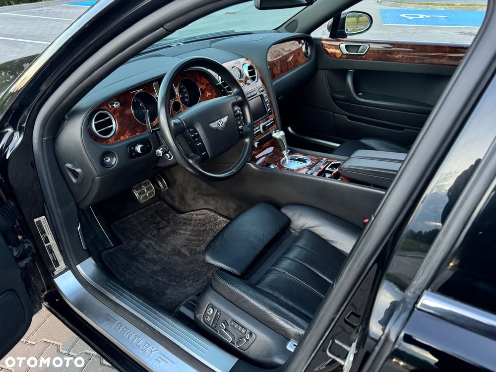 Bentley Flying Spur - 7