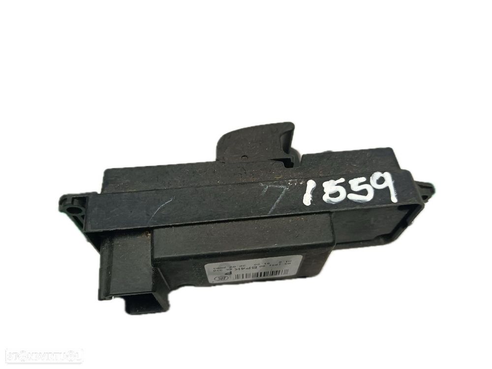 Botão / Botões / Comutador Vidro Dto Mazda 3 (Bk) - 2