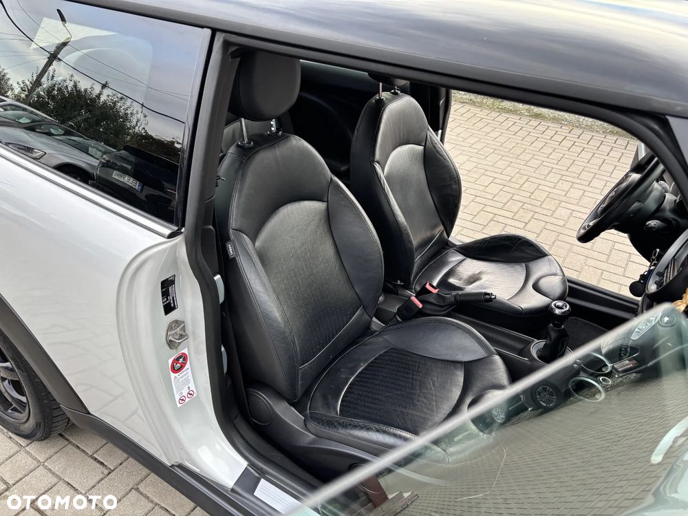 MINI Cooper - 16