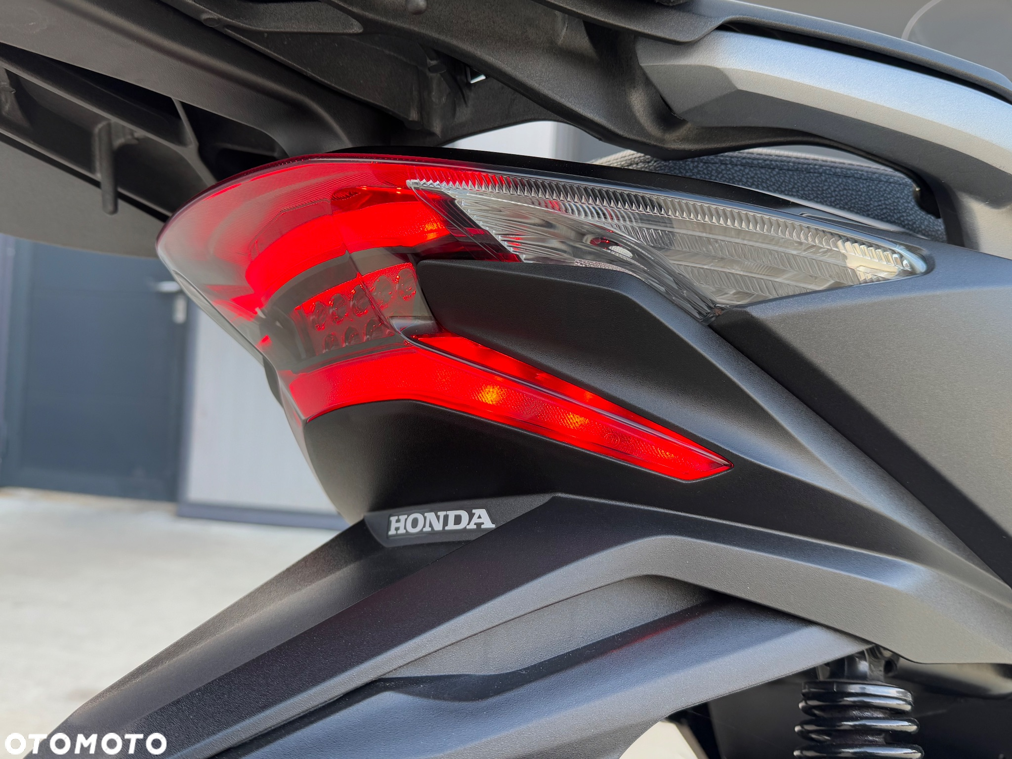 Honda NSS - 12