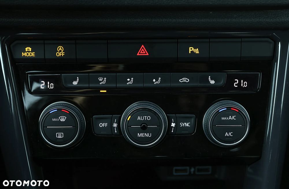 Volkswagen T-Roc 2.0 TDI SCR DSG Move - 24