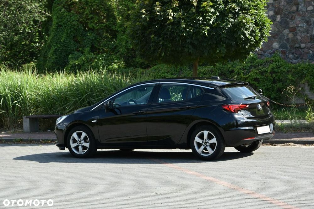 Opel Astra 1.4 T Enjoy S&S - 20