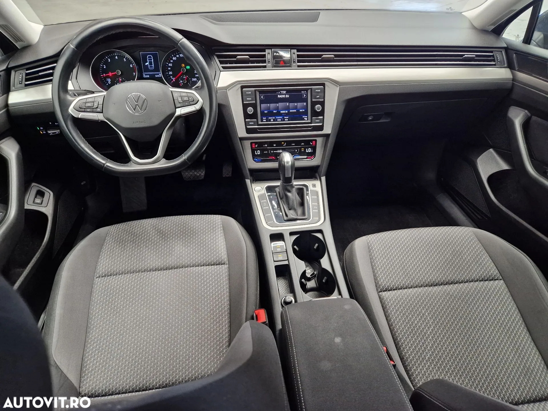 Volkswagen Passat - 3
