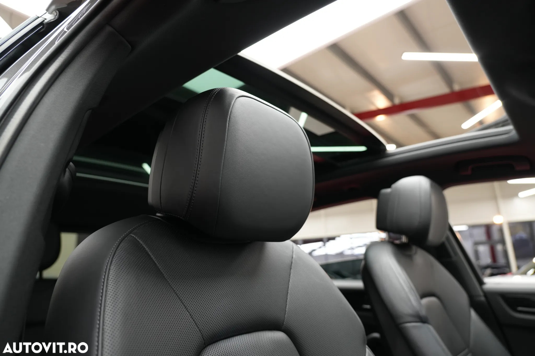 Porsche Cayenne E-Hybrid Tiptronic S Platinum Edition - 4