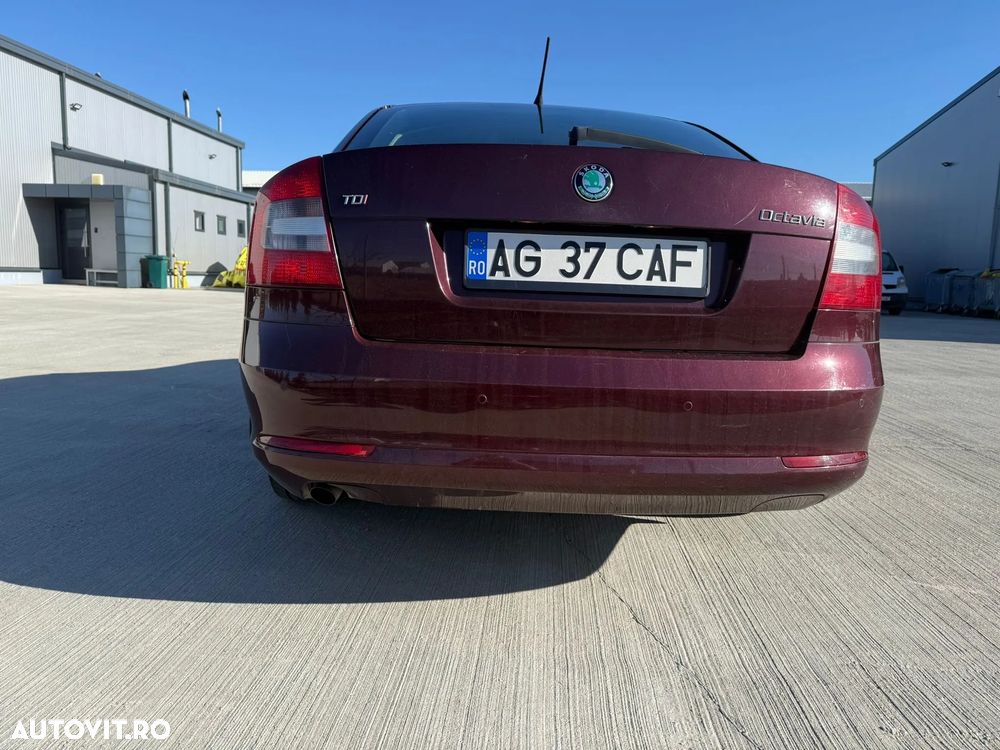 Skoda Octavia 2.0 TDI Ambition - 1