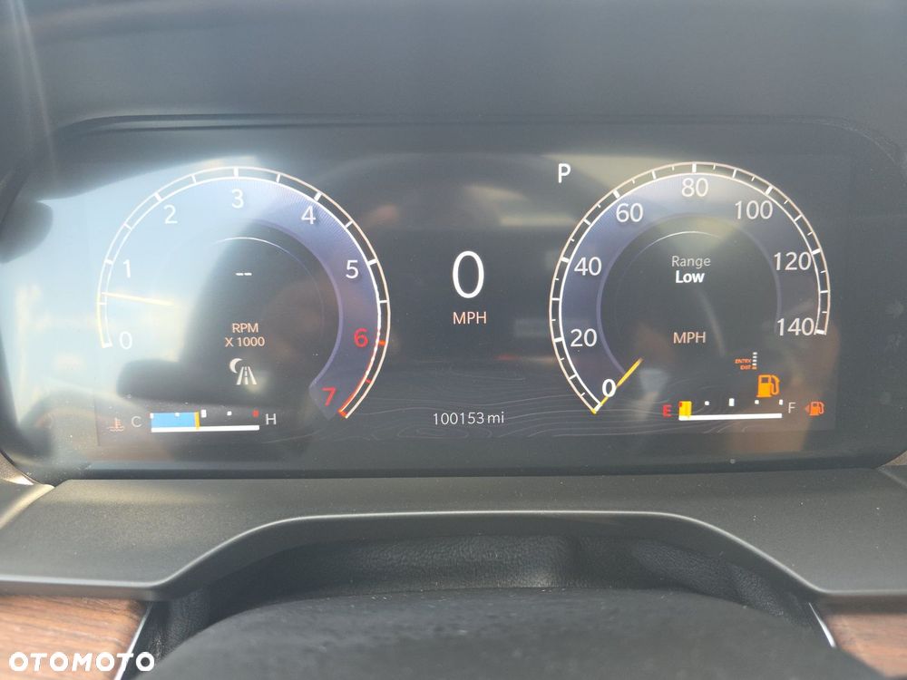 Jeep Grand Cherokee - 19