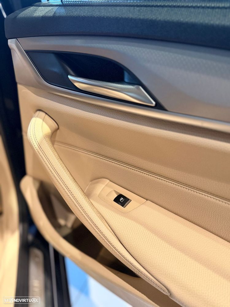 BMW 520 d Line Luxury Auto - 52