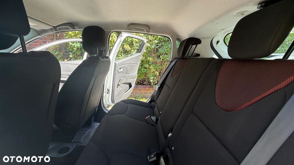 Renault Clio 1.5 dCi Energy Life - 9