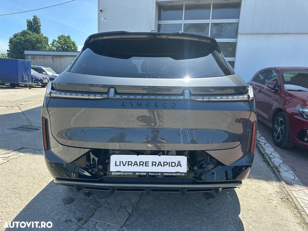 Lynk&Co 08 - 9