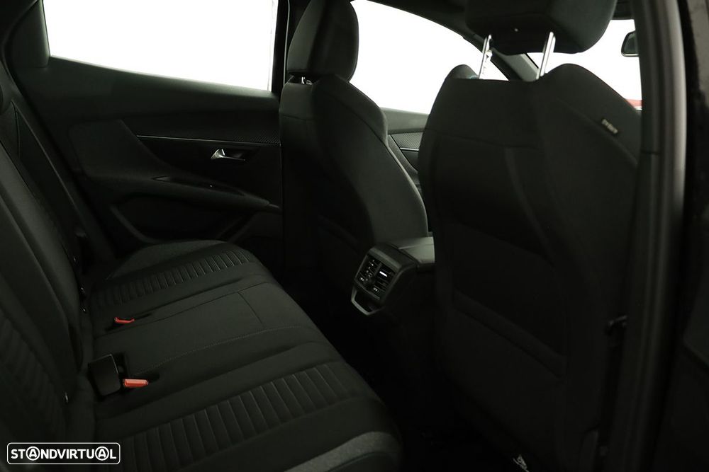 Peugeot 3008 1.6 Hybrid Allure e-EAT8 - 19