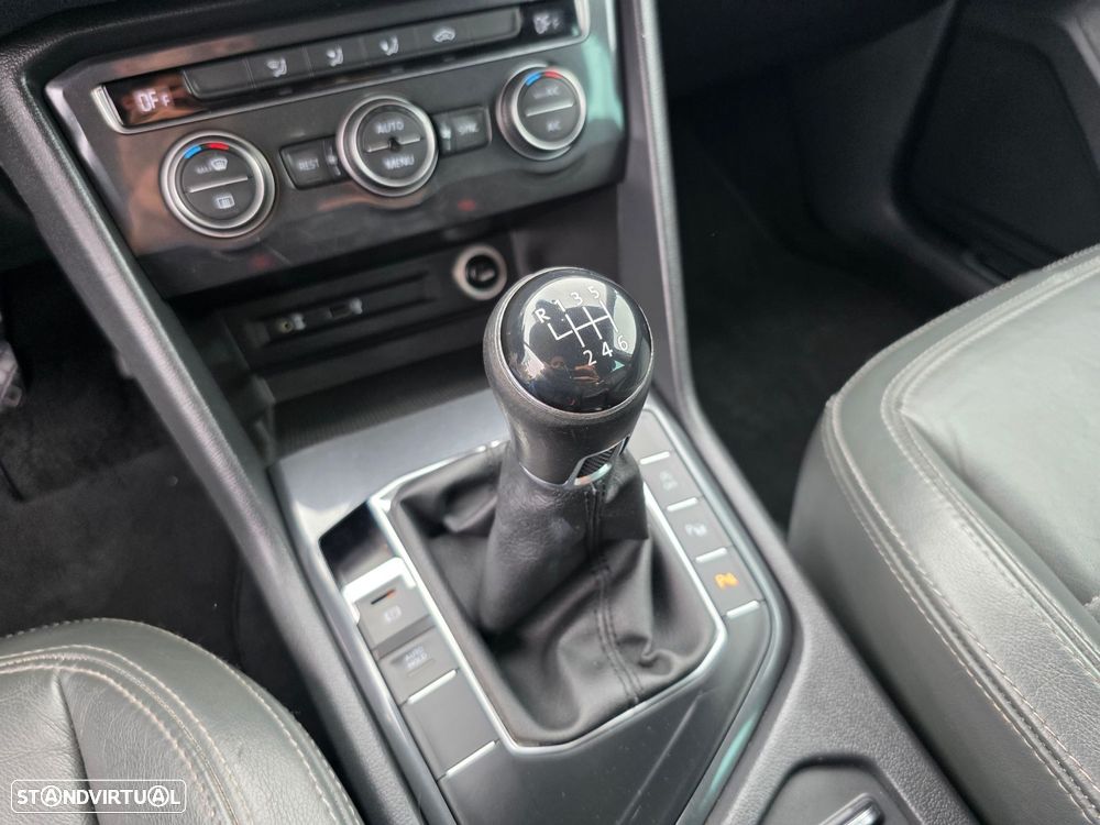 VW Tiguan 2.0 TDI Confortline - 12