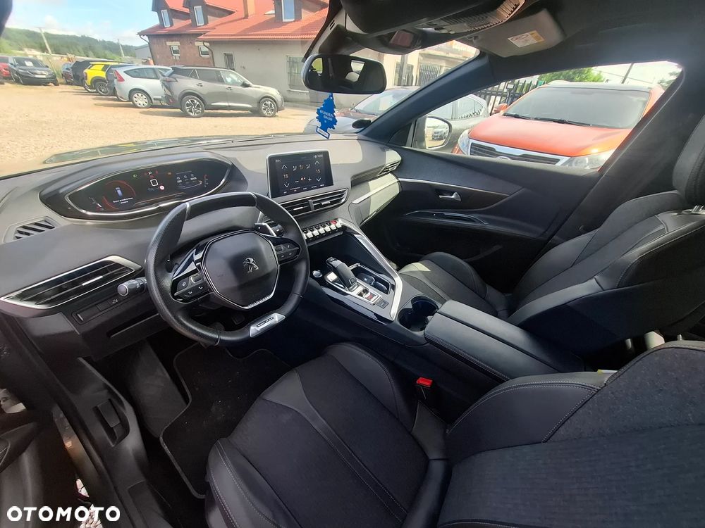 Peugeot 5008 1.5 BlueHDi Active S&S EAT8 - 12