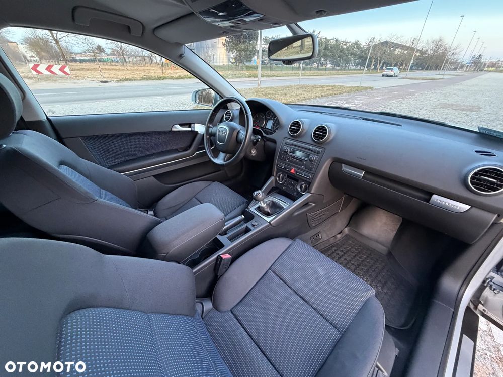 Audi A3 3-drzwiowe 2.0 TDI Attraction - 24
