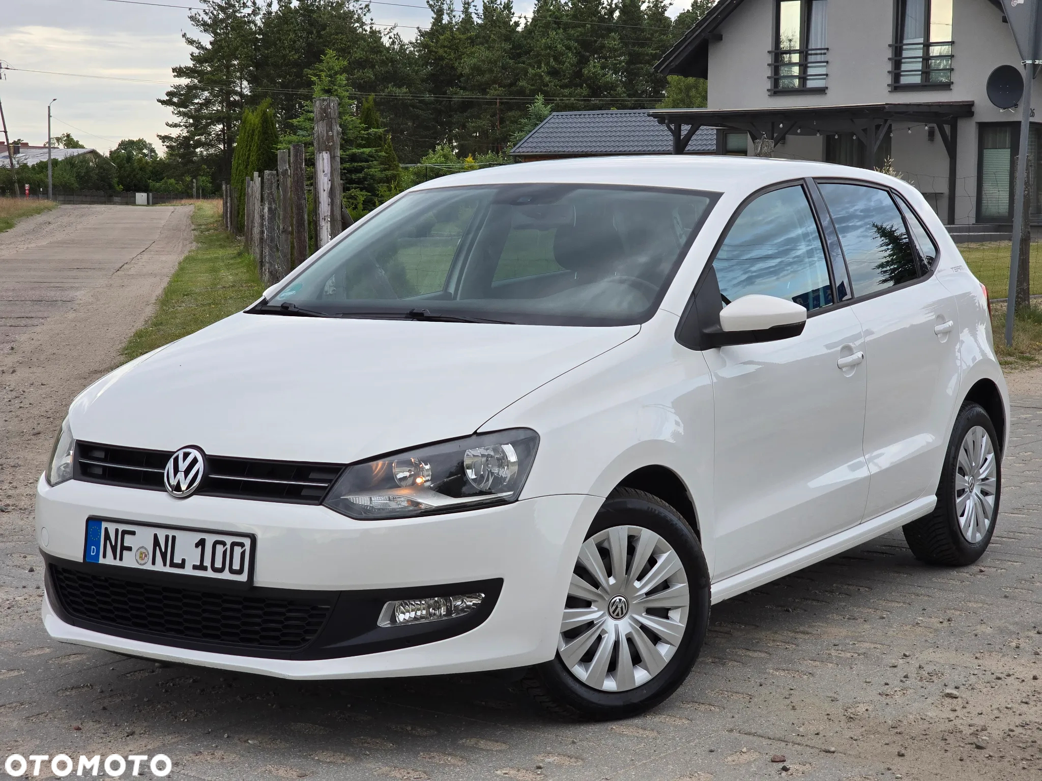 Volkswagen Polo 1.4 DSG Team - 23