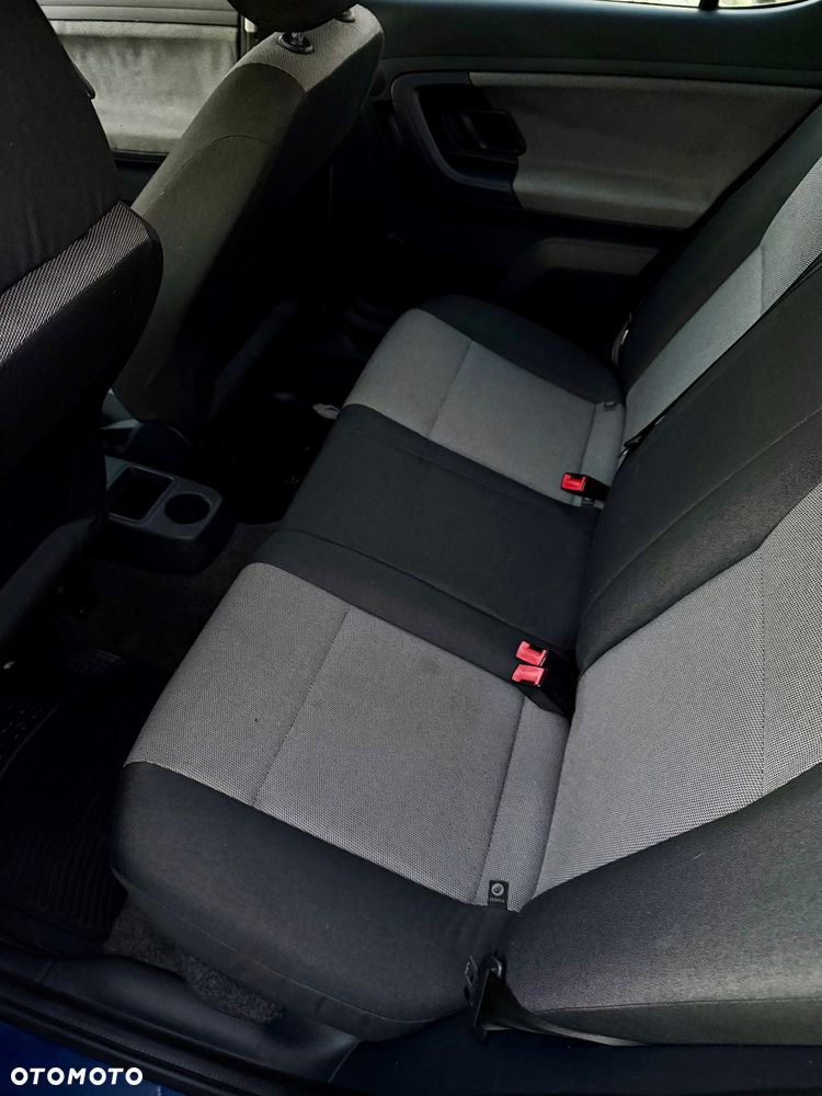 Skoda Fabia 1.6 TDI DPF Ambiente - 11