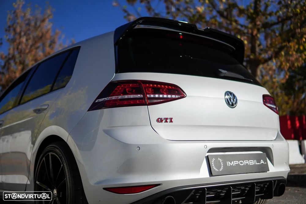 VW Golf GTI Performance BlueMotion - 27