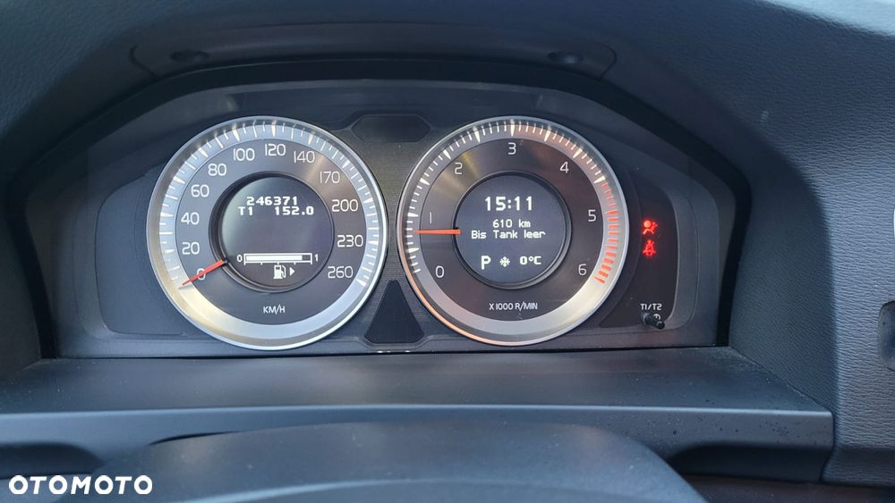 Volvo V60 D3 Geartronic Summum - 18