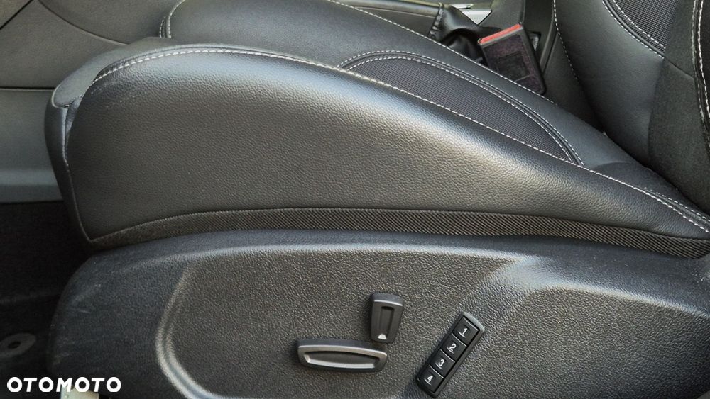 Ford Mondeo SW 1.6 T Titanium - 22