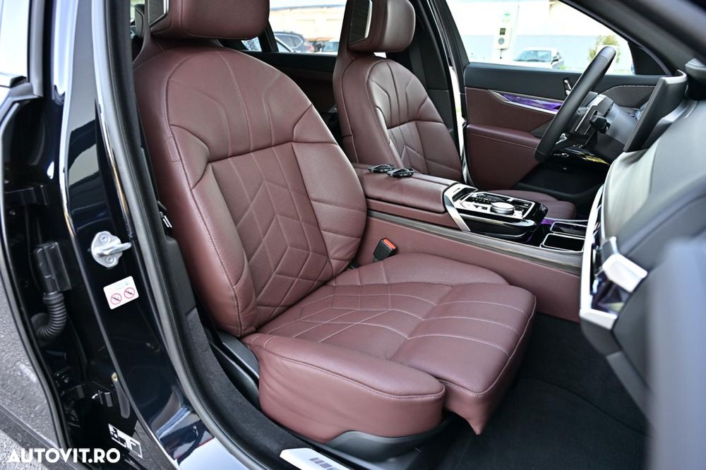 BMW Seria 7 - 21