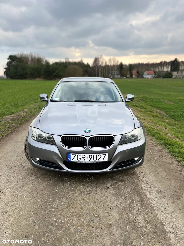 BMW Seria 3 - 1