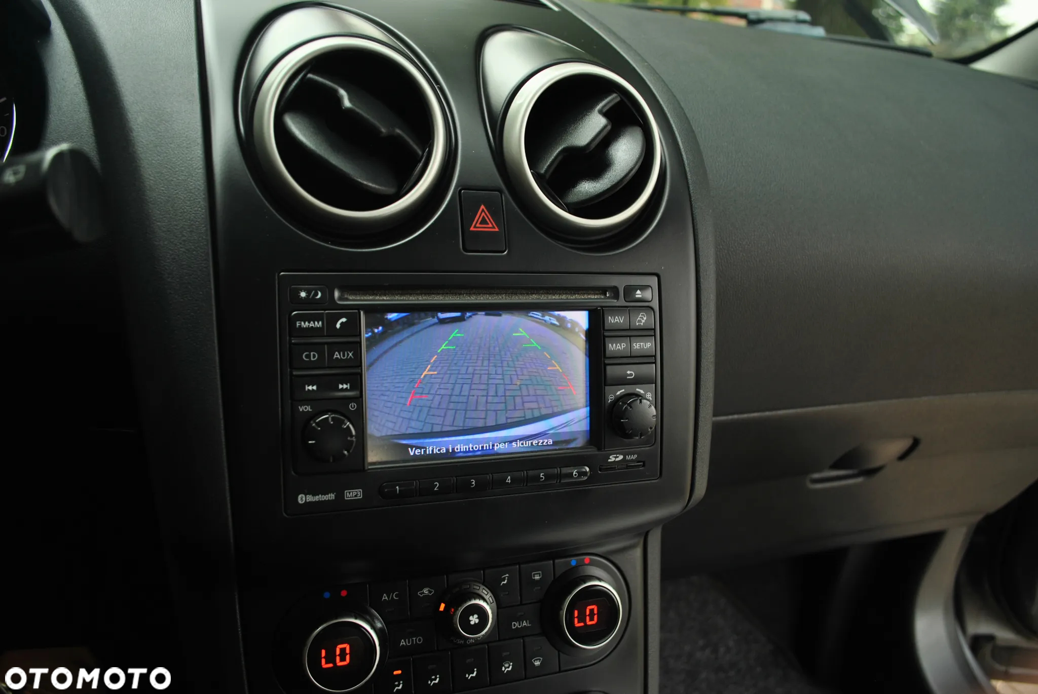 Nissan Qashqai - 10