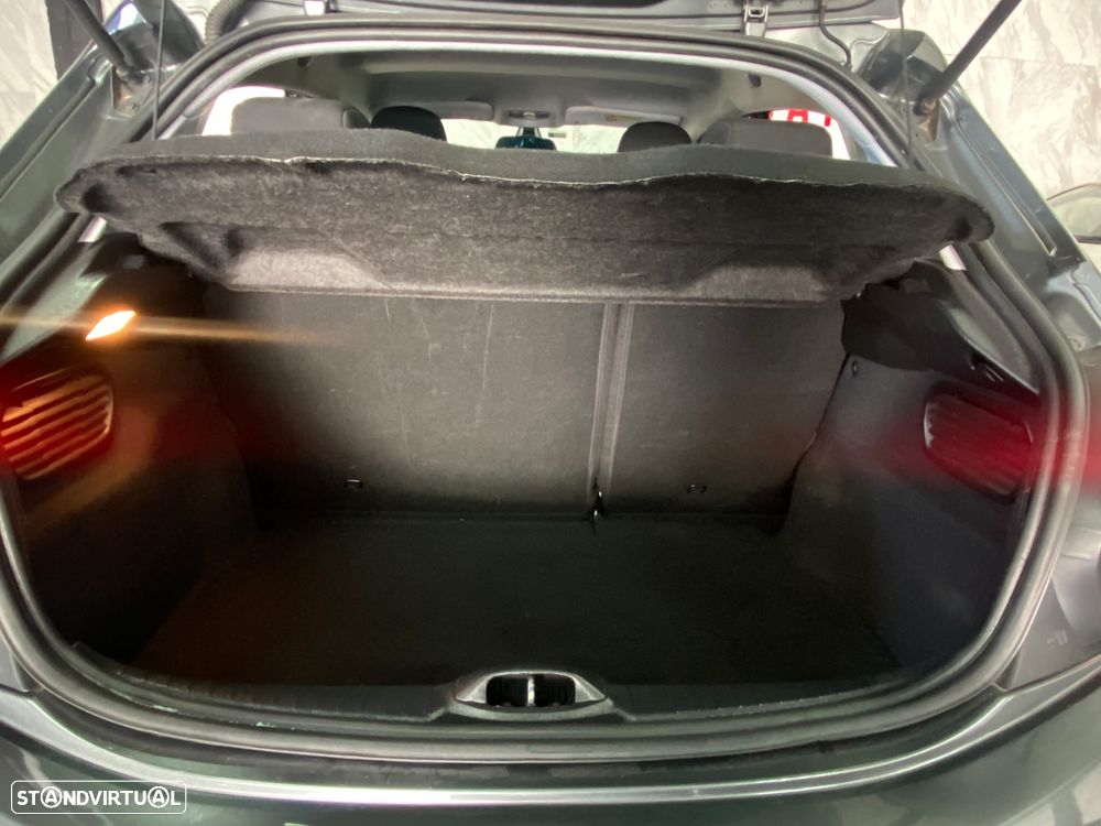 Peugeot 208 1.2 PureTech Style - 23