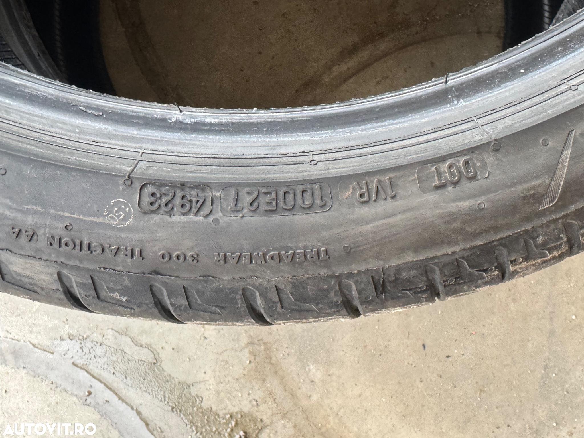 Vând 2 anvelope 275/35/21 bridgestone de vară ca noi - 8