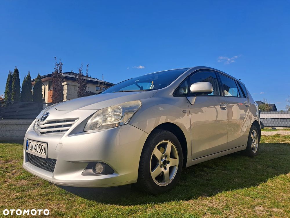 Toyota Verso 2.0 D-4D - 3