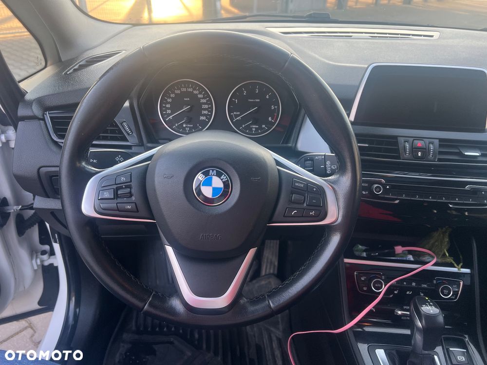 BMW Seria 2 218d xDrive - 20