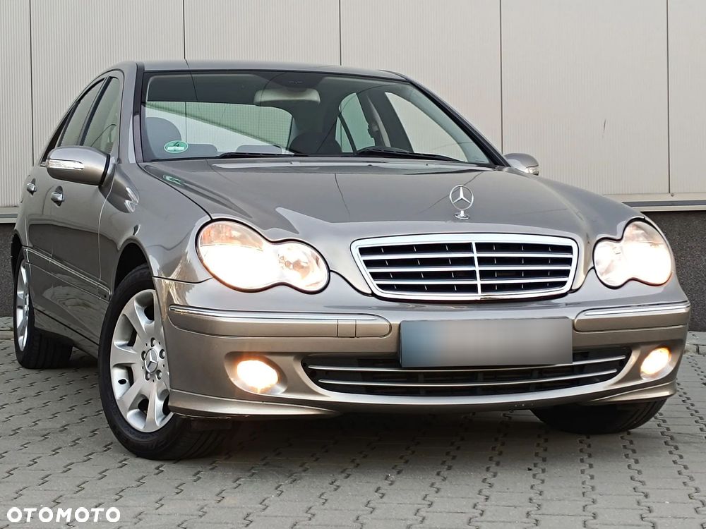 Mercedes-Benz Klasa C 200 Kompressor Automatik Elegance - 23