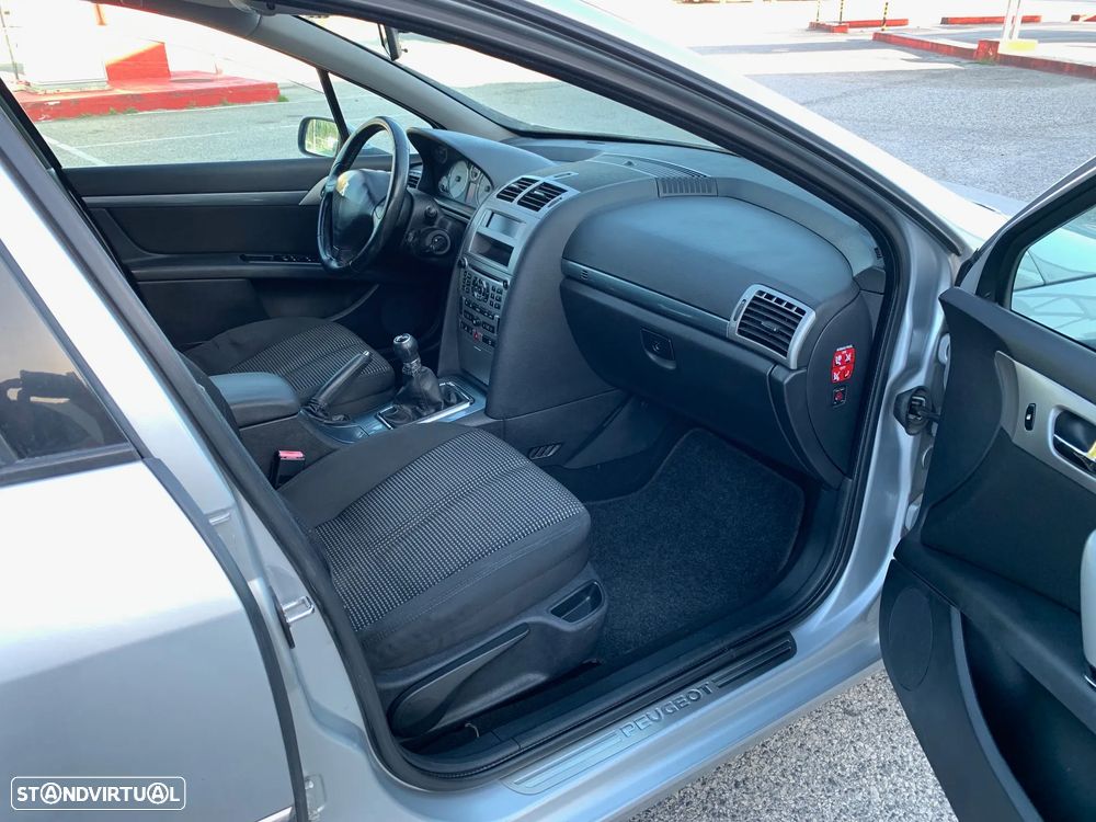Peugeot 407 SW 1.6 HDi Premium - 14