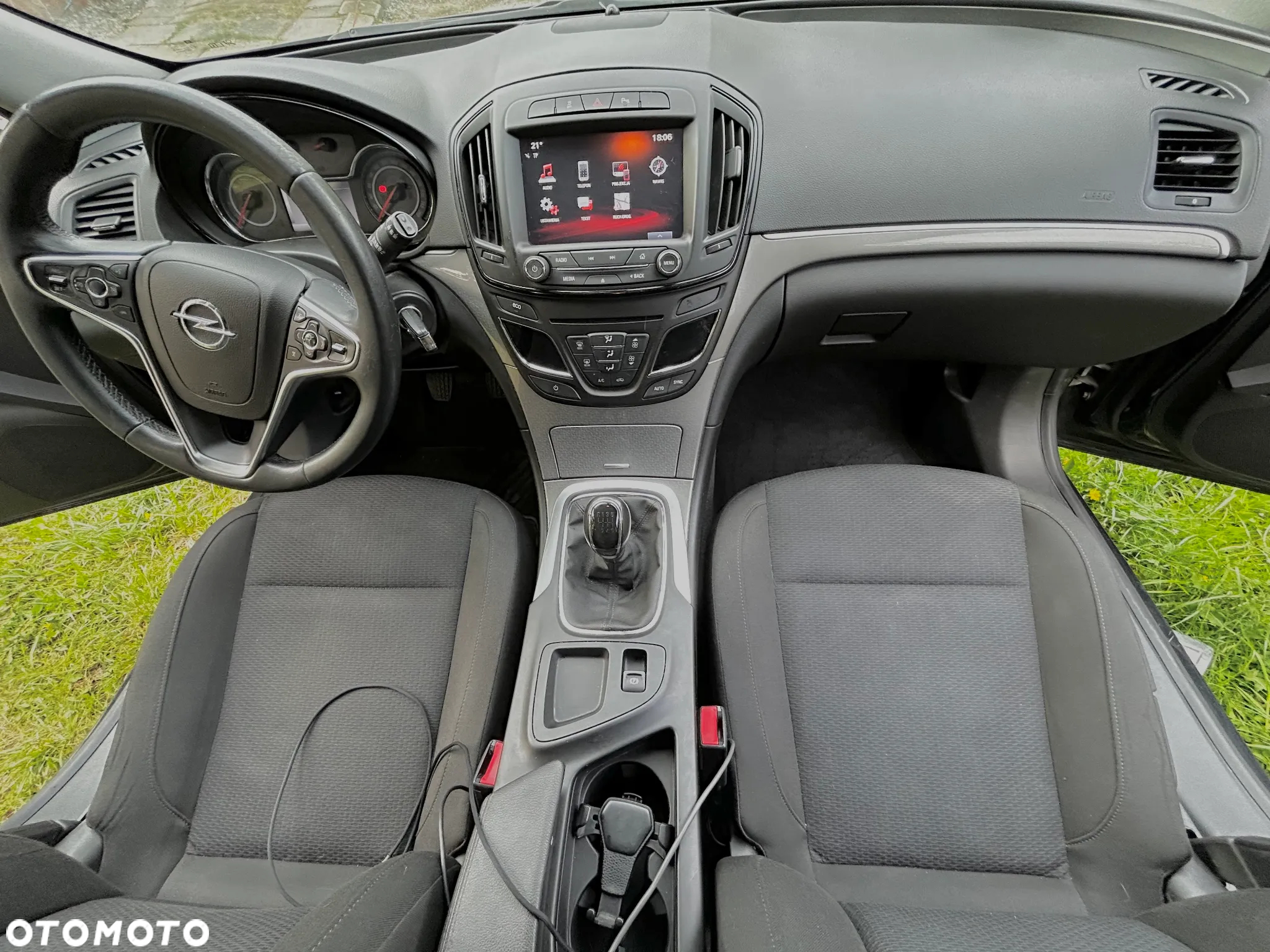 Opel Insignia - 8