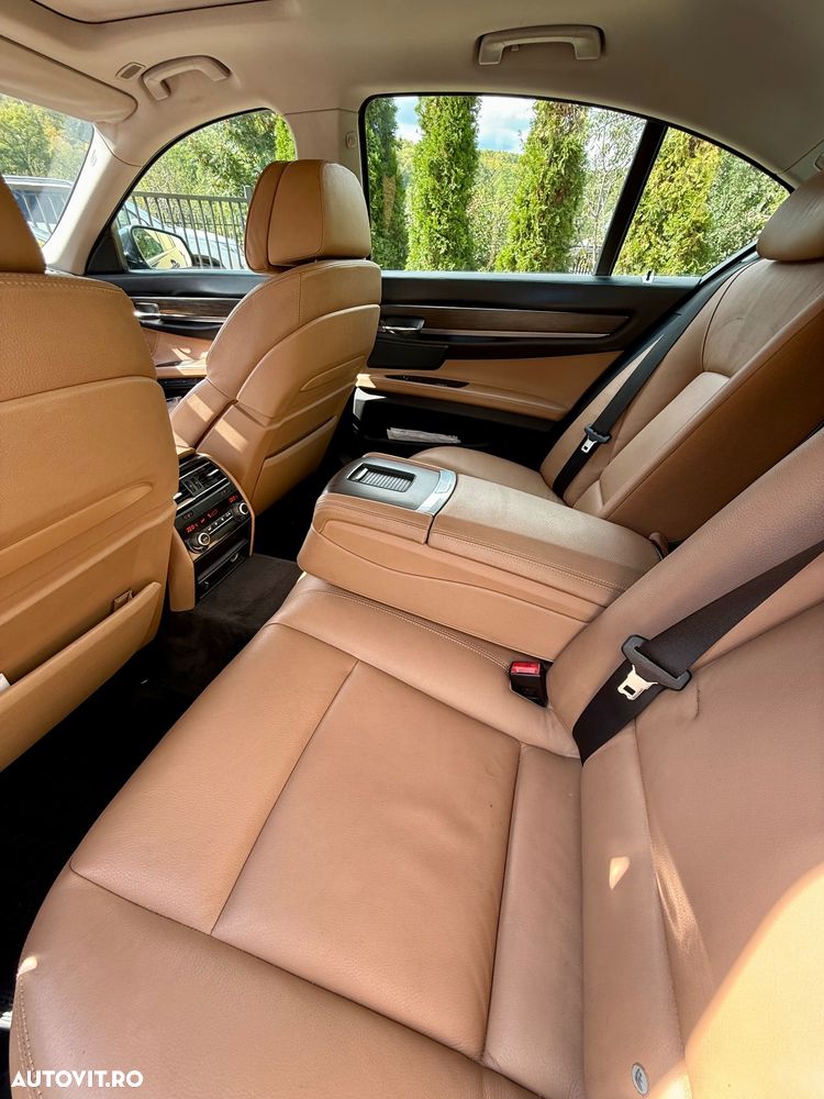 BMW Seria 7 730d - 9
