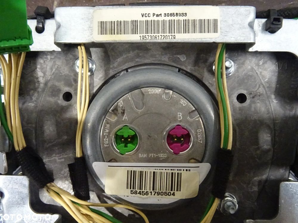 VOLVO XC70 01-07 2.5T 210KM DESKA ROZDZIELCZA - 14