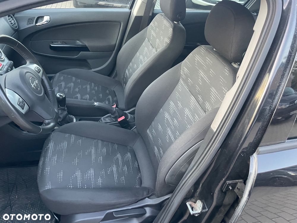 Opel Corsa 1.2 16V Edition / Active - 17