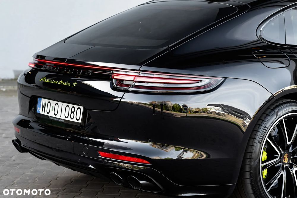 Porsche Panamera - 11