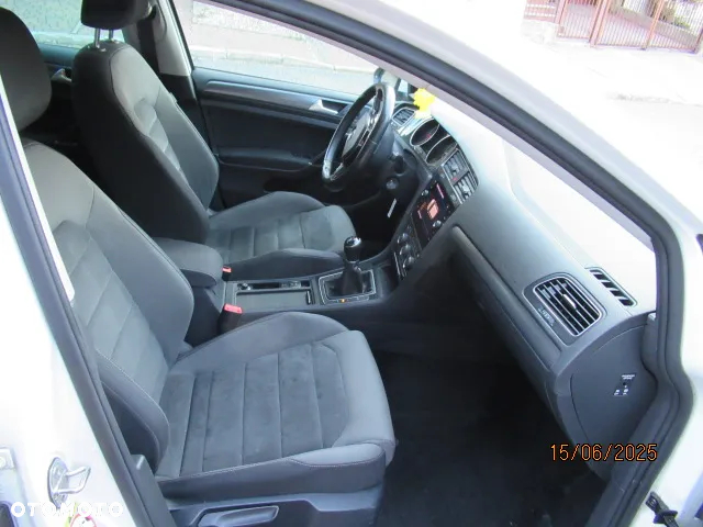 Volkswagen Golf VII 1.6 TDI BMT Comfortline - 10